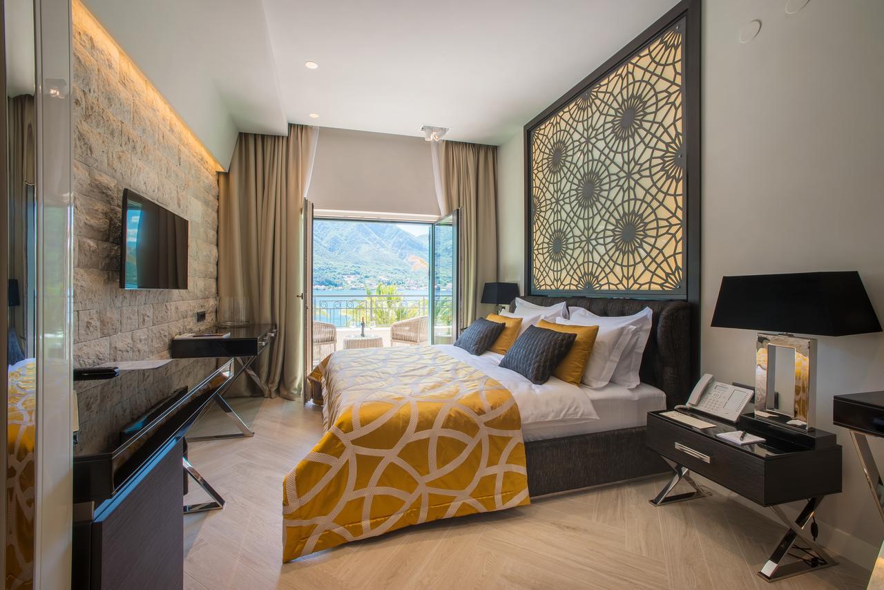 Hotel Forza Terra Cattaro Esterno foto