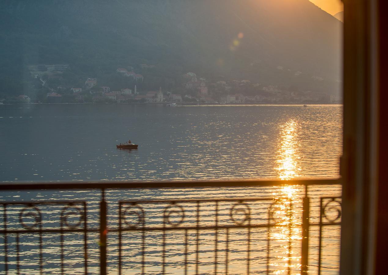 Hotel Forza Terra Cattaro Esterno foto
